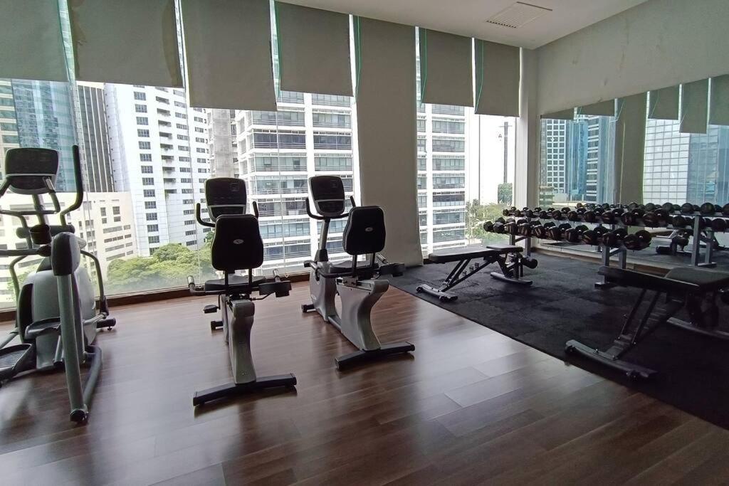A05 Bukit Ceylon Kl Tower View Balcony Apartment Kuala Lumpur Exterior photo